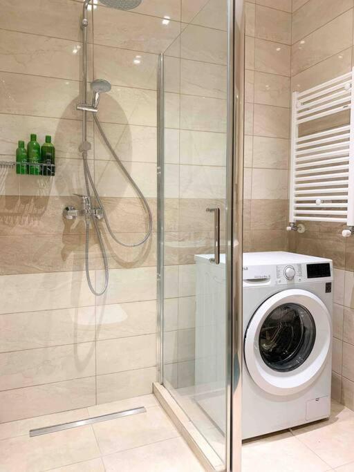 Gg Home - Cozy 1 Bedroom Apartment On Kazbegi Avenue 15 Tbilisi Exterior photo